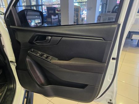 2023-Isuzu-D-Max-19-DDI-HR-L-Auto-Double-Cab_10