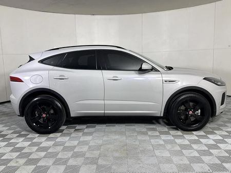 2019-Jaguar-E-Pace-D240-20D-SE-177kW_16