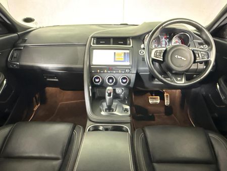 2019-Jaguar-E-Pace-D240-20D-SE-177kW_1