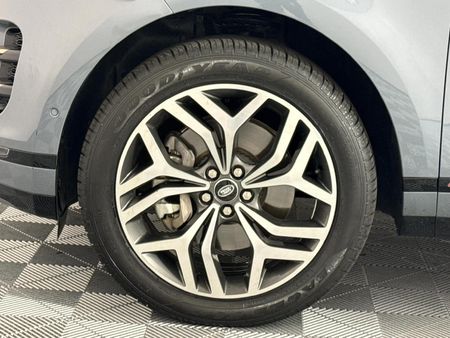 2019-Land-Rover-Range-Rover-Evoque-20-D-First-Edition-132kW-D180_4