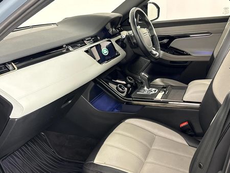 2019-Land-Rover-Range-Rover-Evoque-20-D-First-Edition-132kW-D180_8
