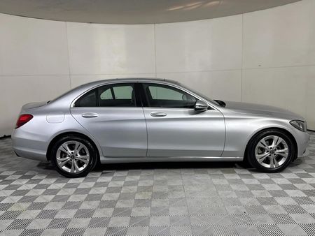 2018-Mercedes-Benz-C-Class-C-180_15