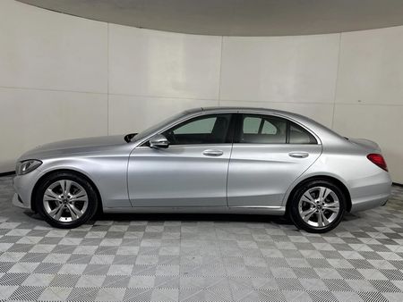 2018-Mercedes-Benz-C-Class-C-180_17