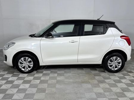 2023-Suzuki-Swift-12-GL_17