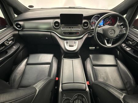 2023-Mercedes-Benz-V-Class-V-300d-Exclusive_6