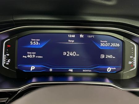 2023-Volkswagen-Taigo-10-TSI-R-Line-Auto_2