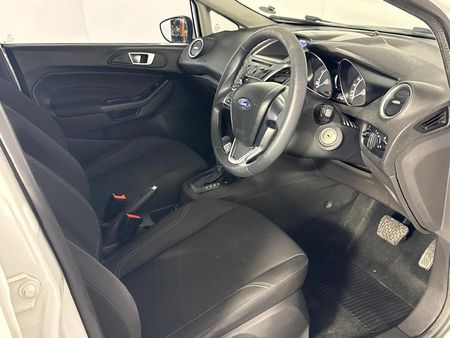 2018-Ford-Fiesta-10-EcoBoost-Trend-5-dr-Auto_9