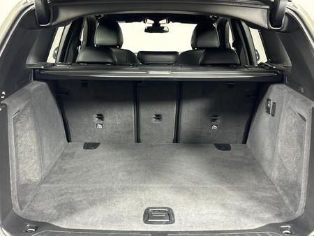 2019-BMW-X3-sDrive18d_14