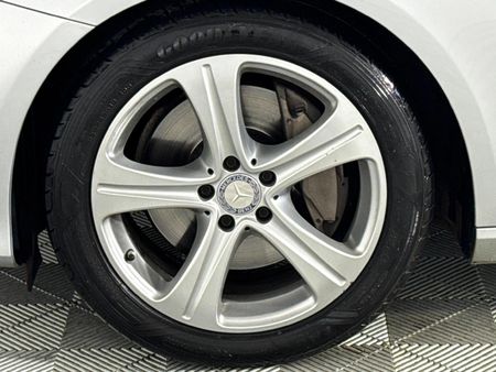 2017-Mercedes-Benz-E-Class-E-350d-Exclusive_4