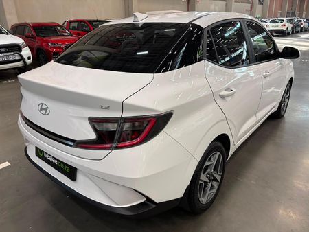 2025-Hyundai-Grand-i10-12-Fluid-Sedan-Auto_2