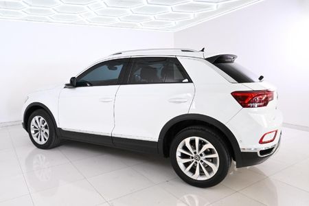 2023-Volkswagen-T-Roc-14-TSI-Design-Auto_5