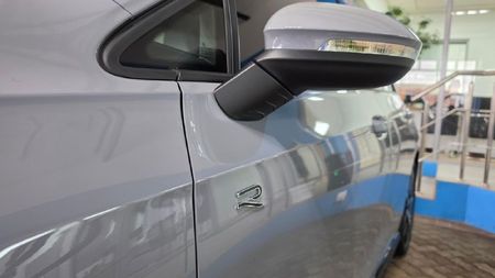 2026-Volkswagen-Golf-14-TSI-R-Line-Auto-110kw_7