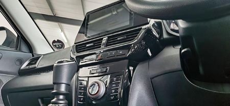 2026-Mahindra-XUV-3XO-12T-MX2_9