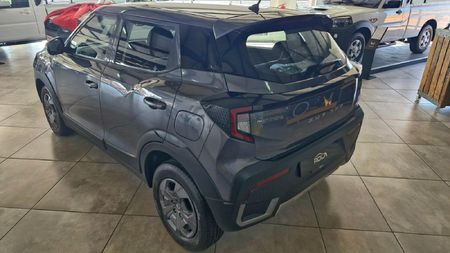 2026-Mahindra-XUV-3XO-12T-MX2_3