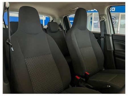 2025-Toyota-Vitz-10-XR_14
