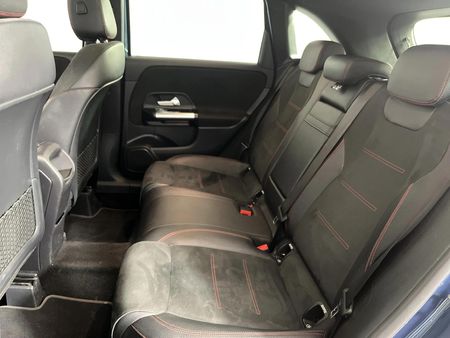 2021-Mercedes-Benz-B-Class-B-200-Auto_3
