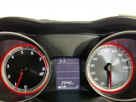 2024-Suzuki-Swift-12-GL_2