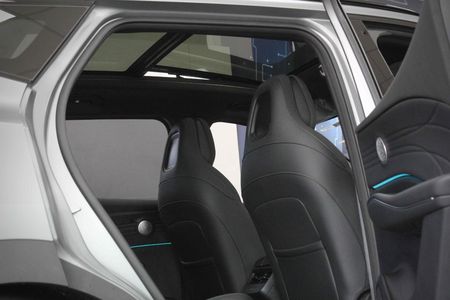2026-Omoda-C7-16T-Luxury_17