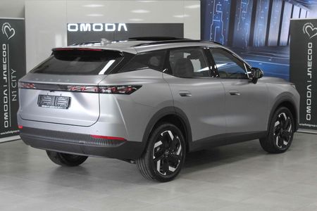 2026-Omoda-C7-16T-Luxury_1