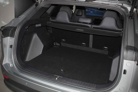 2026-Omoda-C7-16T-Luxury_19