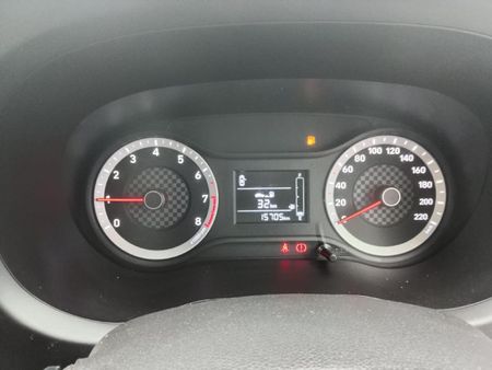 2024-Hyundai-Grand-i10-10-Motion_14