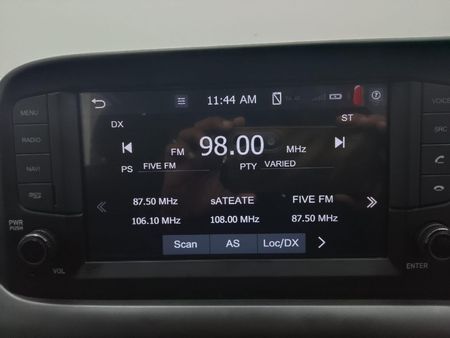 2024-Hyundai-Grand-i10-10-Motion_15