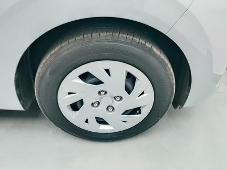 2024-Hyundai-Grand-i10-10-Motion_8