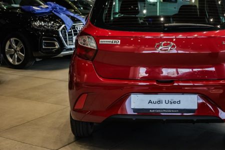 2023-Hyundai-Grand-i10-12-Fluid_9