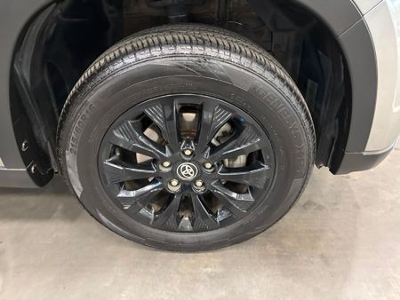 2022-Toyota-Urban-Cruiser-15-Xs_8