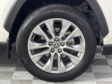 2022-Toyota-RAV4-20-VX-Auto_4