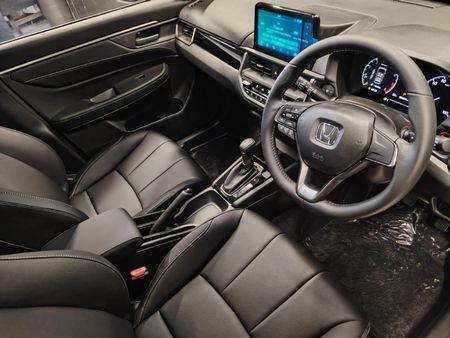 2026-Honda-Elevate-15-Elegance-Auto_14