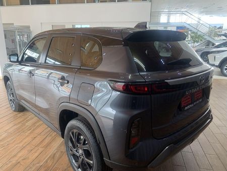 2026-Toyota-Urban-Cruiser-15-XR-Auto_5
