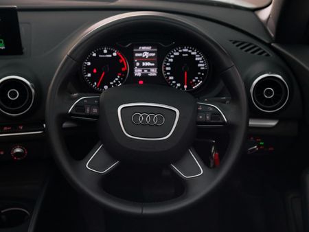 2014-Audi-A3-Cabriolet-14-TFSI-S-Auto_14