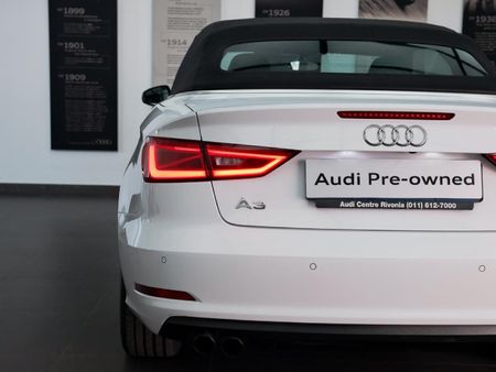 2014-Audi-A3-Cabriolet-14-TFSI-S-Auto_26