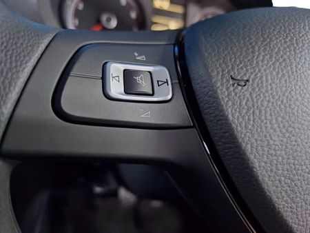 2026-Volkswagen-Polo-Vivo-14-Life_2
