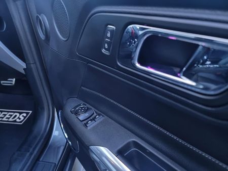 2018-Ford-Mustang-50-GT-Auto_18