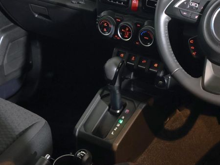 2024-Suzuki-Jimny-15-GLX-AllGrip-5-Door-Auto_13