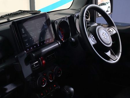2024-Suzuki-Jimny-15-GLX-AllGrip-5-Door-Auto_17