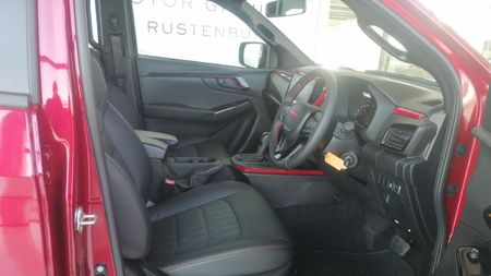 2026-Isuzu-D-Max-19-DDI-HR-X-Rider-Auto-Double-Cab_9