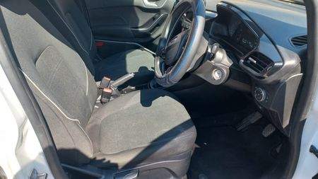 2020-Ford-Fiesta-10-EcoBoost-Titanium-5-dr_3