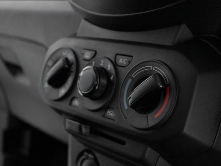 2026-Suzuki-S-Presso-10-GL-AMT_17
