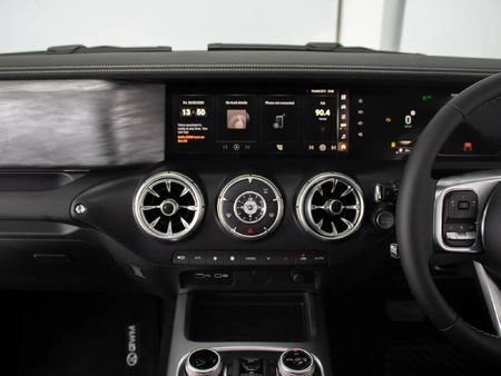 2026-GWM-Tank-300-24TD-Super-Luxury-4x4-Auto_16