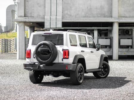 2026-GWM-Tank-300-24TD-Super-Luxury-4x4-Auto_4