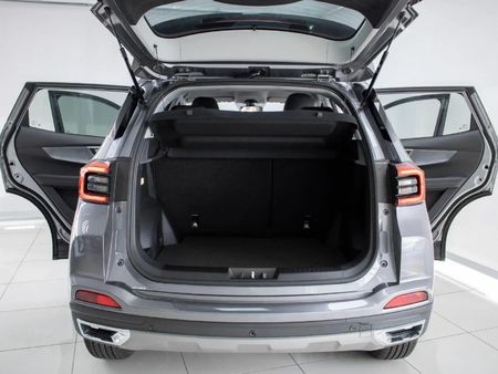 2026-Chery-Tiggo-4-Pro-15-LiT_8