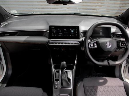 2026-MG-MG3-15-Delux-Auto_11