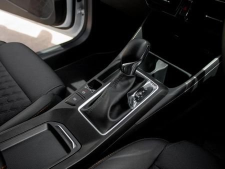 2026-MG-MG3-15-Delux-Auto_8
