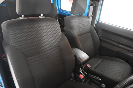2021-Suzuki-Jimny-15-GLX-Auto_11
