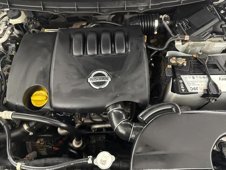 2012-Nissan-X-Trail-20-dCi-LE-Auto_11