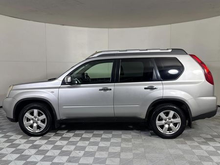 2012-Nissan-X-Trail-20-dCi-LE-Auto_16