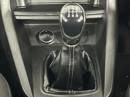 2019-Ford-Figo-15-Ambiente-5-dr_9